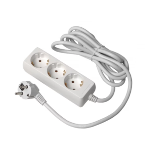 560 - Pikendusjuhe kolme pesaga / Extension cord with 3 sockets | 230 V 3,5 m